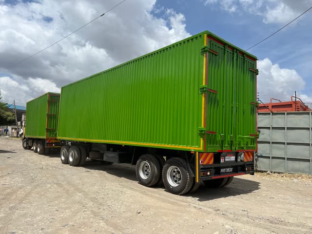 Hans pulling trailer